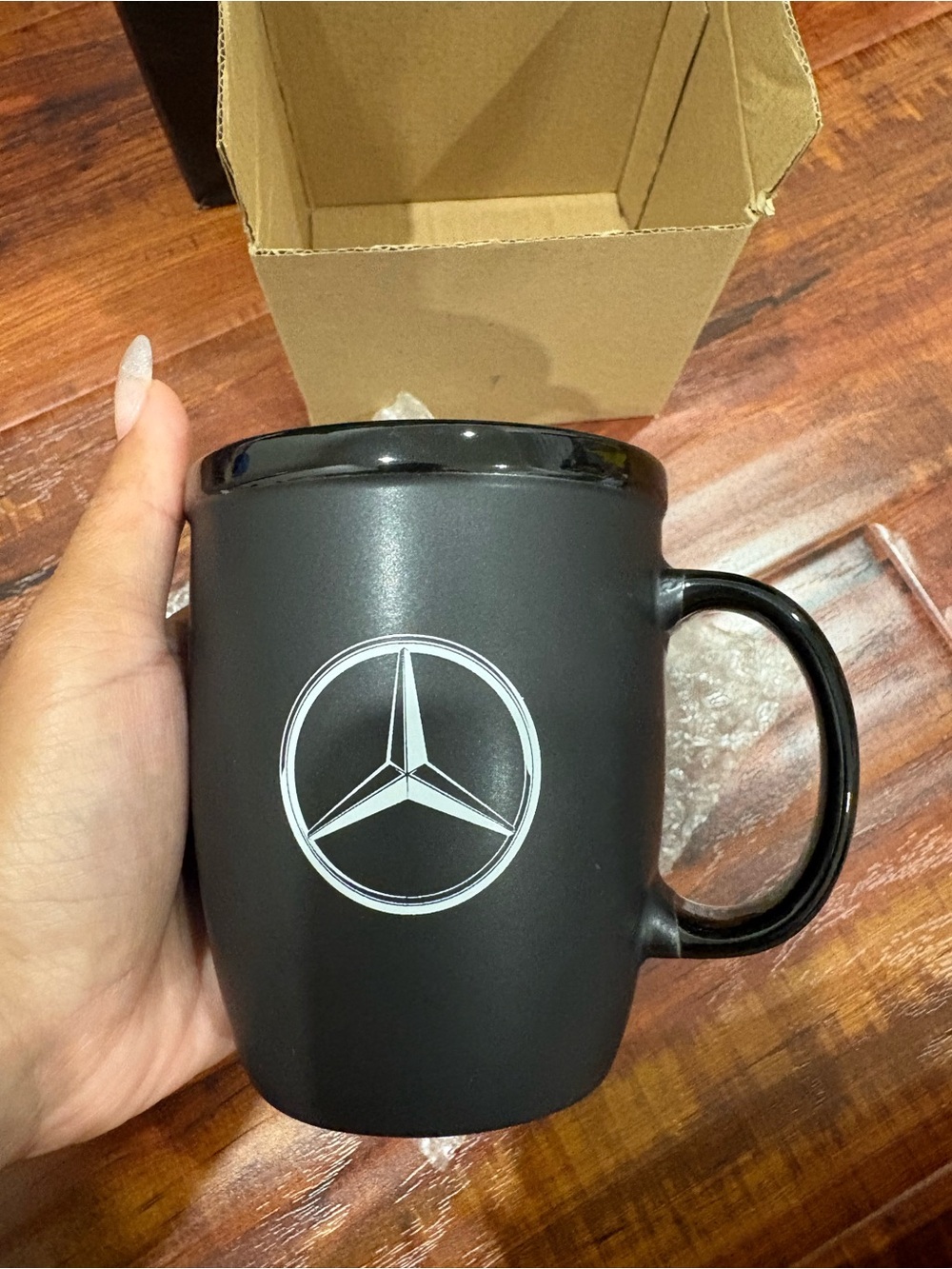New Mercedes-Benz Matte Black Logo Mug Set - Picture 3 of 4